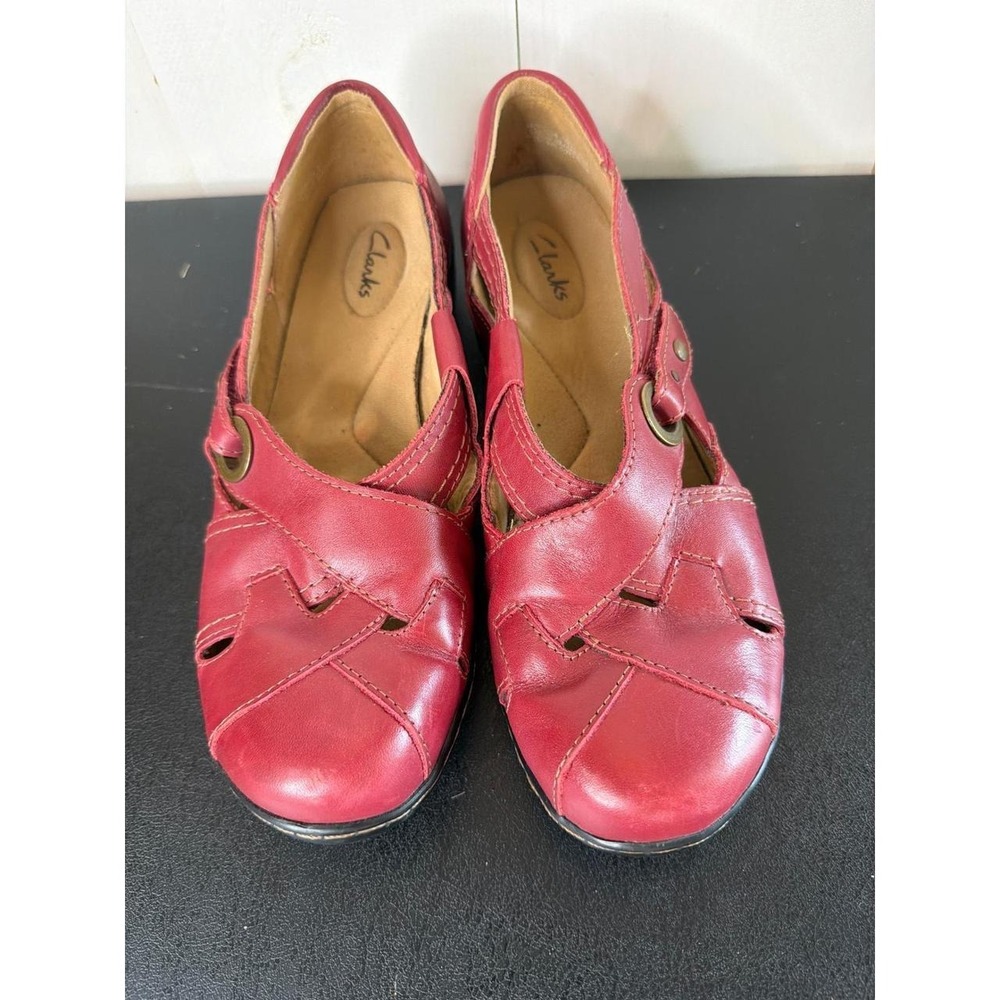Clarks Women's Size 10 Red Leather Mary Jane Cutout Comfort Flats